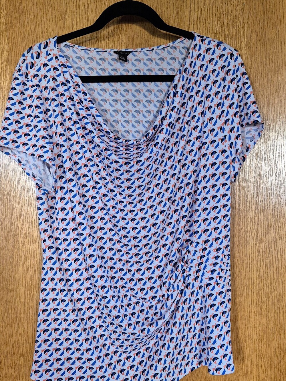 Ann Taylor Short Sleeve Scoop Neck Printed Top - Blue & Orange